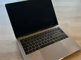 MacBook Pro 13'' 