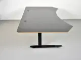 Hæve-/sænkebord med mavebue og kabelbakke, 230 cm. - 4