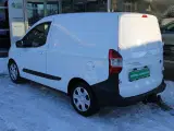Ford Transit Courier 1,5 TDCi 95 Trend Van - 4
