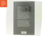 S : roman af Simone Mørch Stjer (f. 1986) (Bog) - 3
