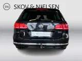 VW Passat 2,0 TDi 140 Highline Variant DSG BMT - 4