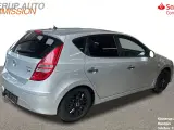 Hyundai i30 1,6 CRDI 90 ECO FL 90HK 5d - 2