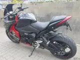 Suzuki GSXS 1000 F - 3