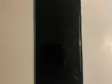 OnePlus 8 i god stand