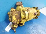 New Holland 8080 Hydrostat motor 84819681 - 2