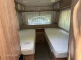 2023 - Eriba FEELING 470   Dejlig vogn med enkelsenge med lameludtræk fra Hinshøj Caravan A/S - 4