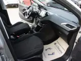 Peugeot 208 1,6 BlueHDi 100 Allure Sky - 3