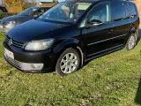 vw touran 2,0 TDI DSG Highline - 2