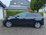 Kia Ceed 1,6 CRDi 136 Vision - 3