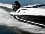 Bayliner VR6 OB - 4