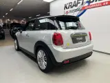 MINI Cooper SE  Trim M Greenwich - 3