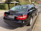 To ejers Mercedes-Benz E200 7G-Tronic - 2