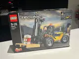 Lego 42079