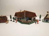 Erzgebirge: Miniature landsbyidyl, 3 bygninger mm.