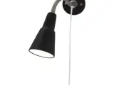 2 stk Ikea Kvart væglampe sort med ledpære