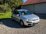 Vw golf v 1.6 - 2