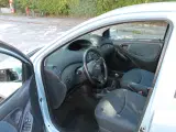 Toyota Yaris 1,4 D-4D Terra komfort - 3