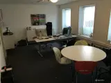 Kontor / klinik plus lager (kan lejes separat) - 2