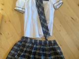 Skolepige kostume