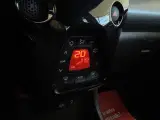 Toyota Aygo 1,0 VVT-i x-black - 2