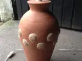 Stor flot bordlampe i keramik