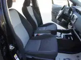 Toyota Yaris 1,5 Hybrid CHIC e-CVT - 3