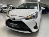 Toyota Yaris 1,5 Hybrid H2 e-CVT - 2
