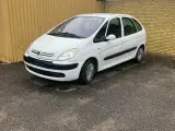 Citroën Xsara Picasso 1,6i 8V 95 Family - 2