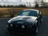 mustang GT - 2