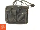 Sort skuldertaske i læder (str. 43 x 36 cm) - 2