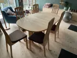 Spisebord med 6 stole