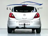 Opel Corsa 1,4 16V Sport - 3