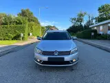 Volkswagen Passat 2.0 TDI  DSG  - 2