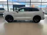 VW Touareg 3,0 TDi 286 R-line aut. 4Motion Van - 4