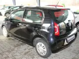 VW Up! 1,0 75 Move Up! BMT - 4