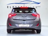 Hyundai i30 1,6 CRDi 110 XTR Eco - 3