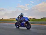 Yamaha YZF R9 - 3