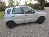 Suzuki Ignis 1.3 i Synet . - 3