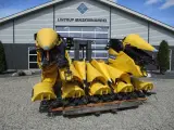 New Holland 836 New Holland 980CF 6R80cm Corn header. NEW and UNUSED - 2