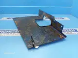 Ford 7700 Grill R.  D5NN10N333C - 3
