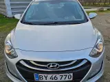 Hyundai i30 1,6 CRDi 110 Comfort CW Eco - 2