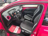 Toyota Aygo 1,0 VVT-I X-plore DAB+ X-Shift 72HK 5d Aut. - 5