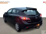 Mazda 3 1,6 Premium 105HK 5d - 4