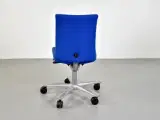 Häg h04 credo 4200 kontorstol med blåt polster og gråt stel - 3
