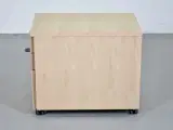 Efg skuffekassette i birk med 3 skuffer med lysegrå greb og lås - 2