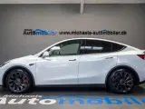 Tesla Model Y Performance AWD - 3