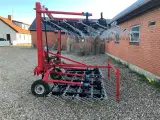 - - - Ukrudtsstrigle 6 meter