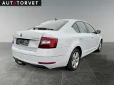 Skoda Octavia 1,6 TDi 115 Style DSG - 4