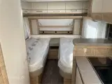 2024 - Fendt Bianco Selection 465 TG   Fendt med enkeltsenge og siddegruppe fra Hinshøj Caravan - 4