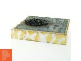 Dekorativ æske med kunstnerisk relief fra Rikki Tikki (str. 22,5x6 cm) - 3